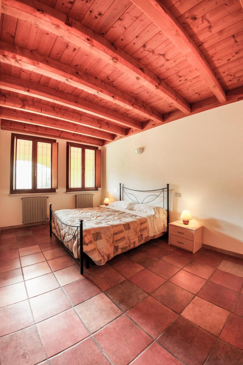 Agriturismo Case In Collina Volta Mantovana Exteriör bild