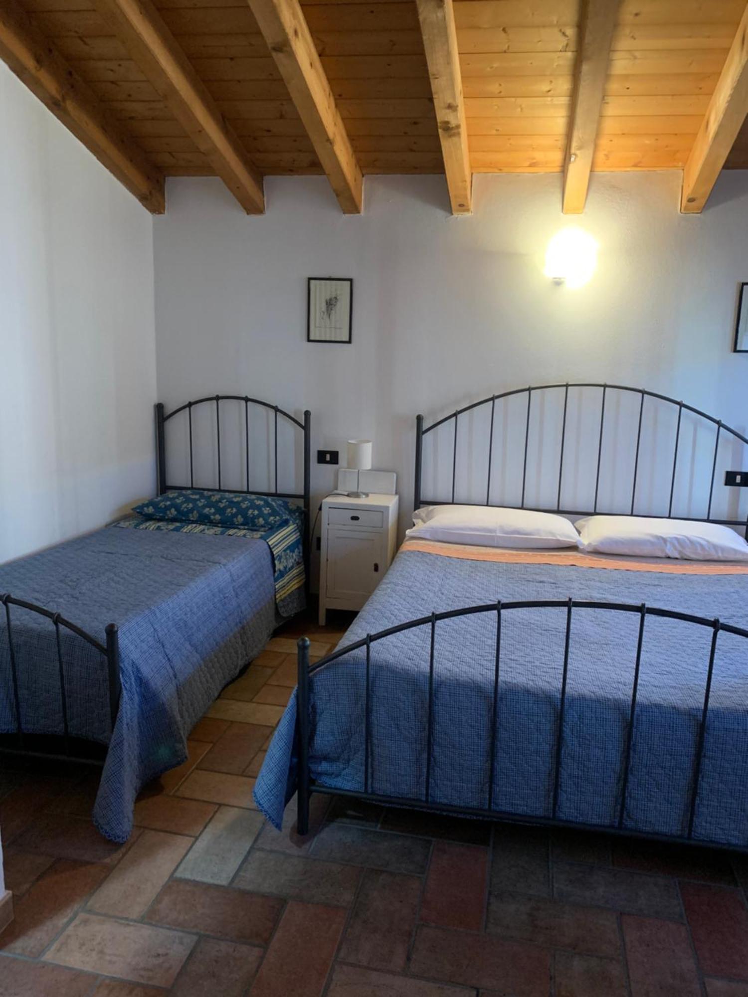 Agriturismo Case In Collina Volta Mantovana Exteriör bild