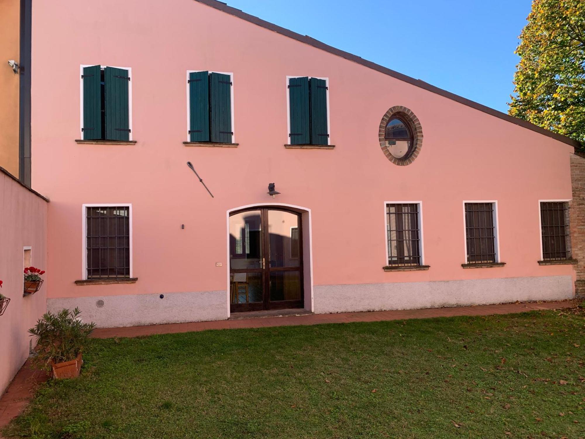 Agriturismo Case In Collina Volta Mantovana Exteriör bild