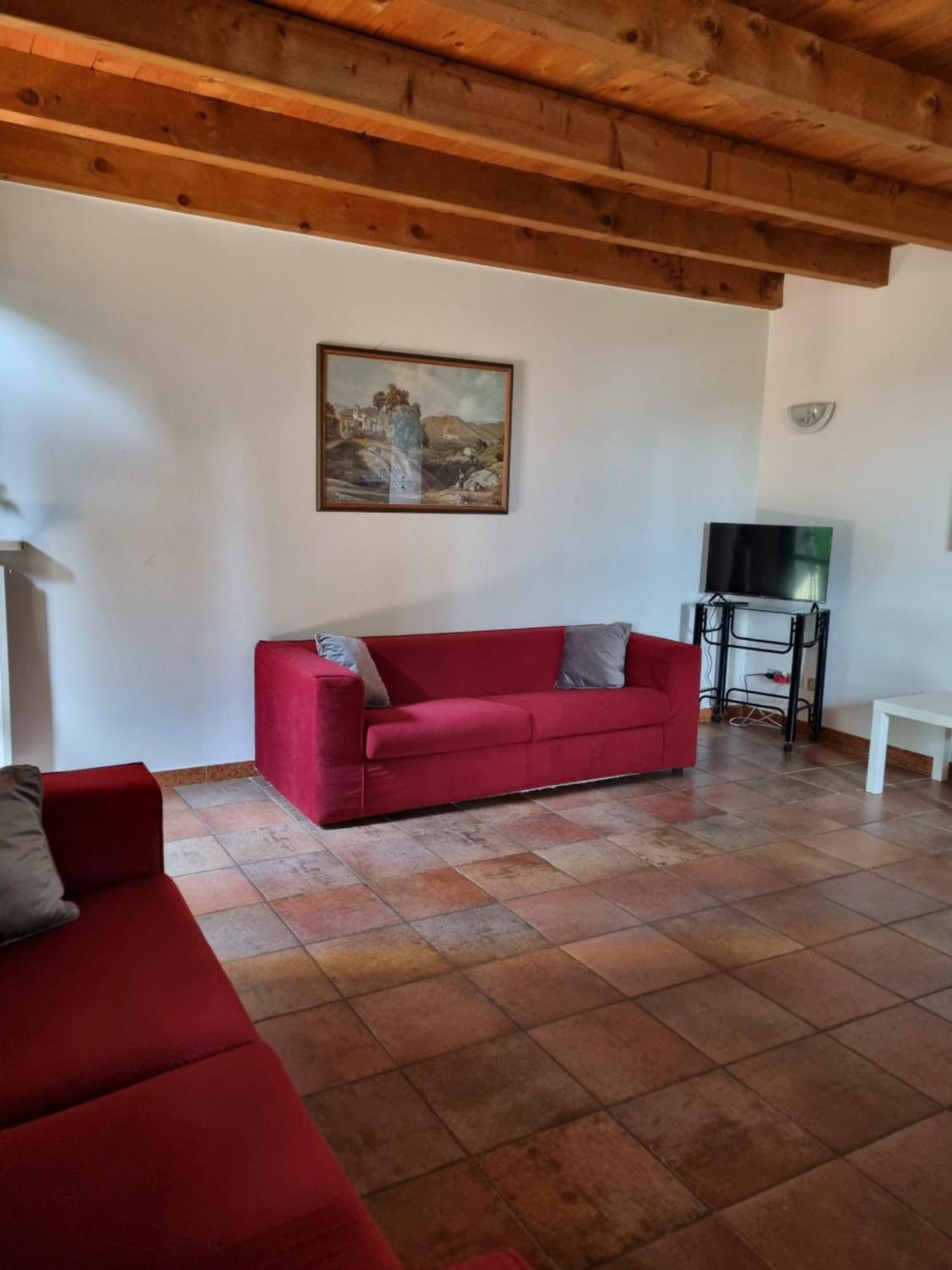 Agriturismo Case In Collina Volta Mantovana Exteriör bild