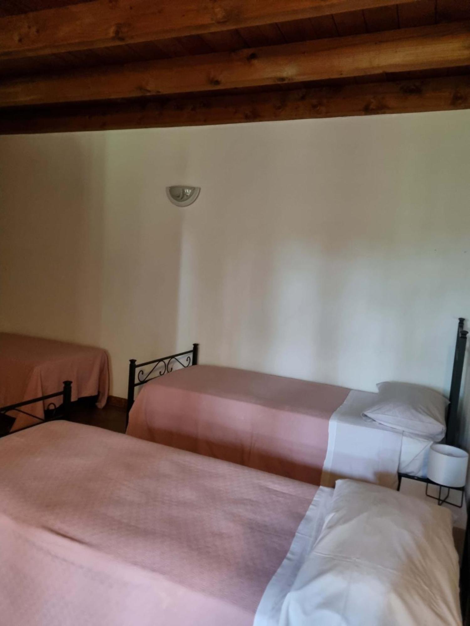 Agriturismo Case In Collina Volta Mantovana Exteriör bild